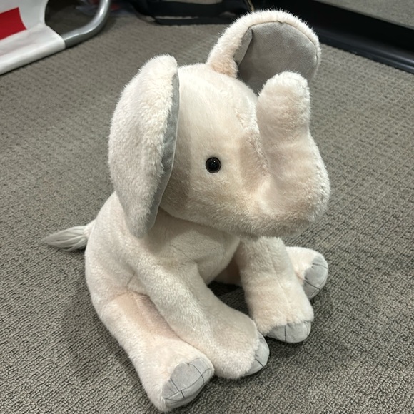 Monique Lhuillier Elephant Plush - Pottery Barn - Picture 1 of 6